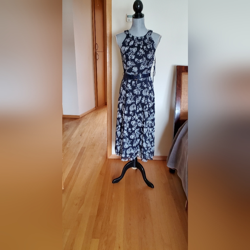 BNWT TOMMY HILFIGER LONG9 DRESS